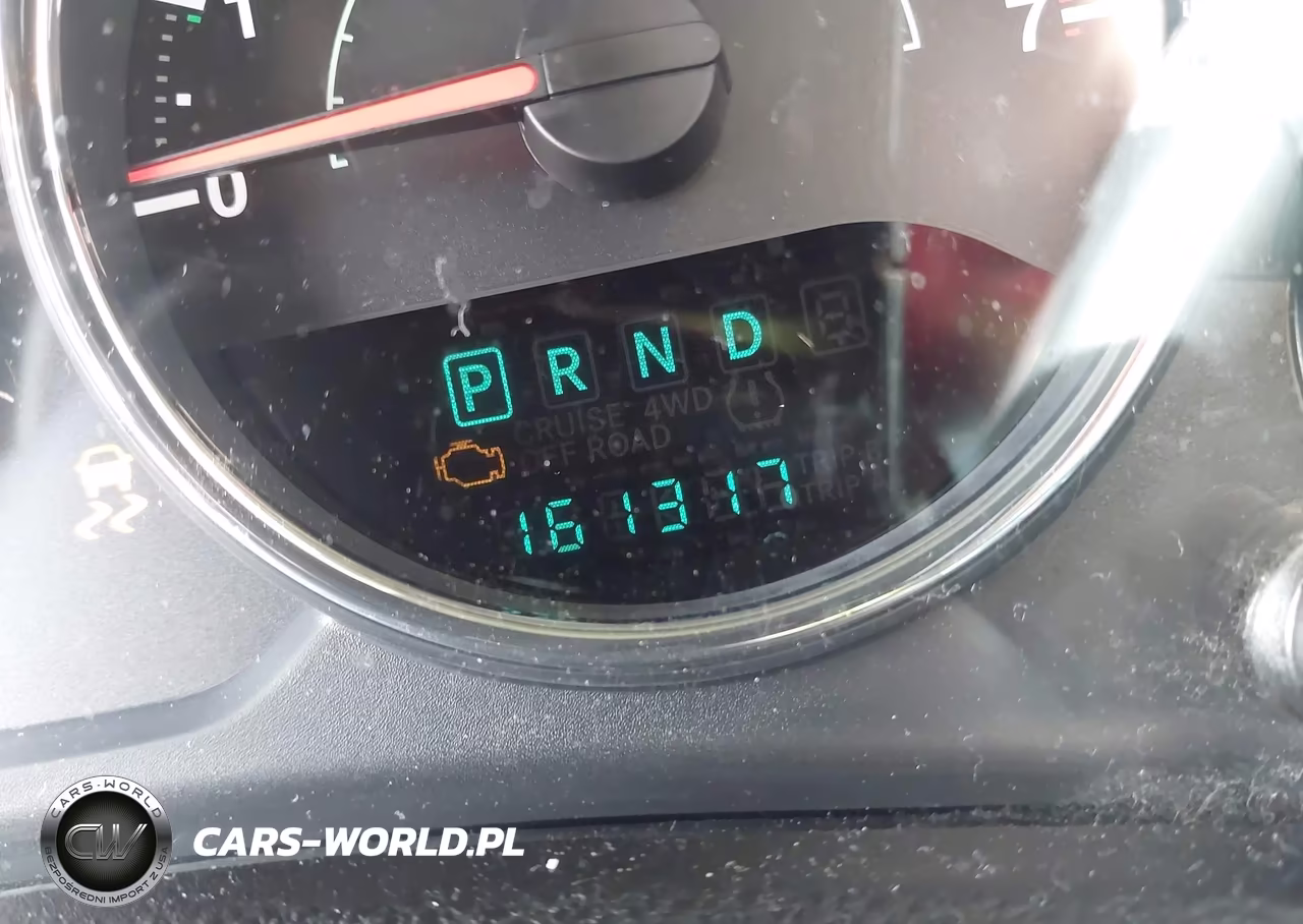 2013 Jeep Wrangler Unlimited Sport VIN:1C4BJWDG7DL543043 - 15