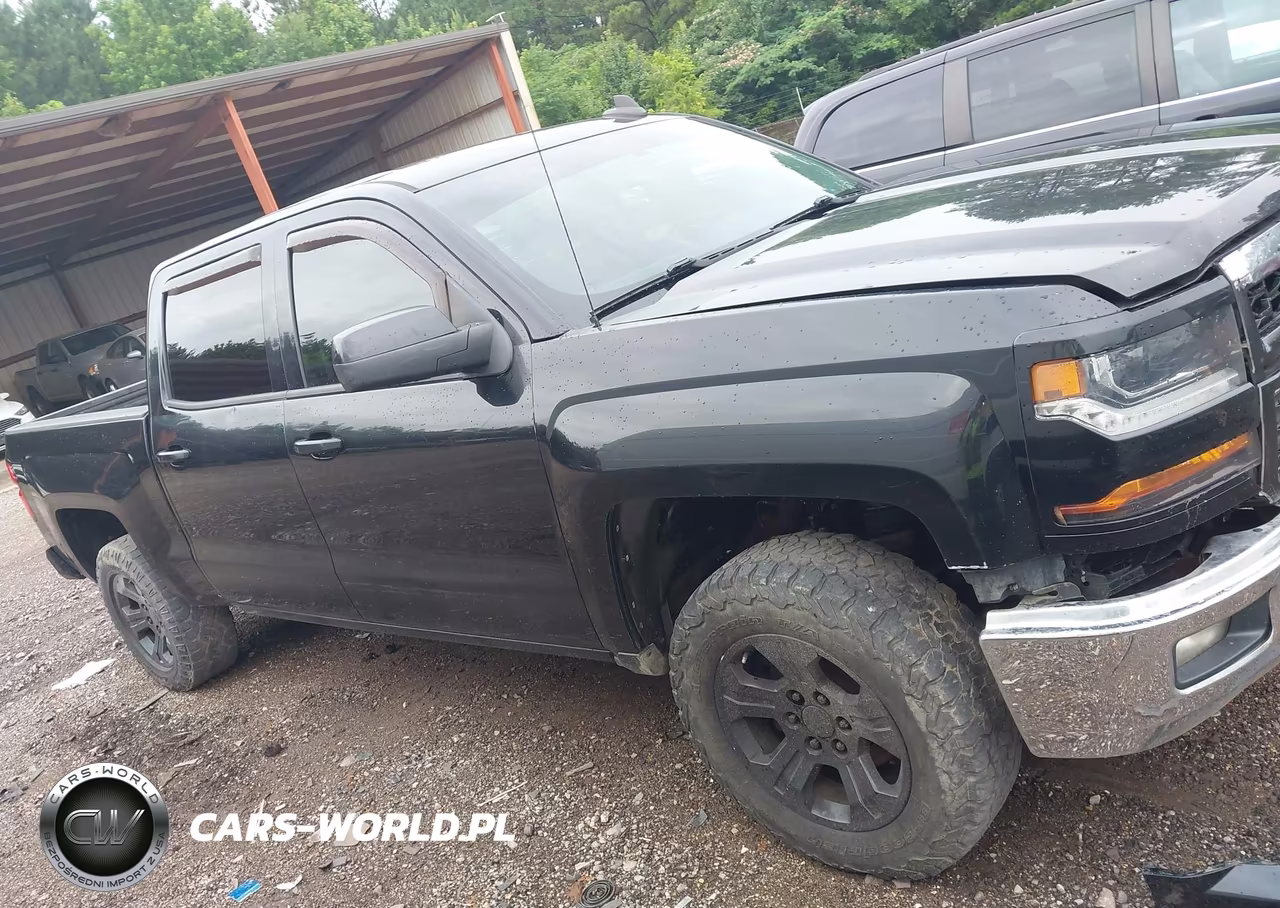2018 Chevrolet Silverado 1500 2Lt VIN:3GCUKREC8JG494186 - 13