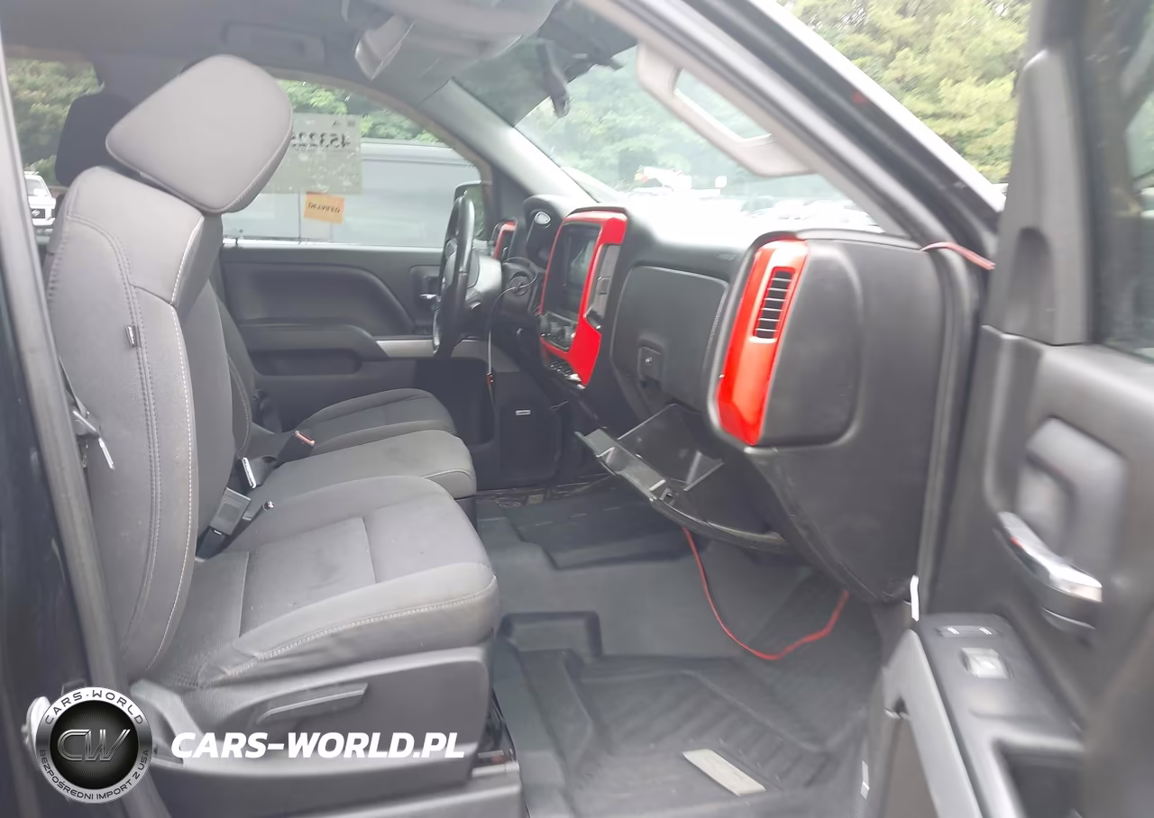 2018 Chevrolet Silverado 1500 2Lt VIN:3GCUKREC8JG494186 - 5