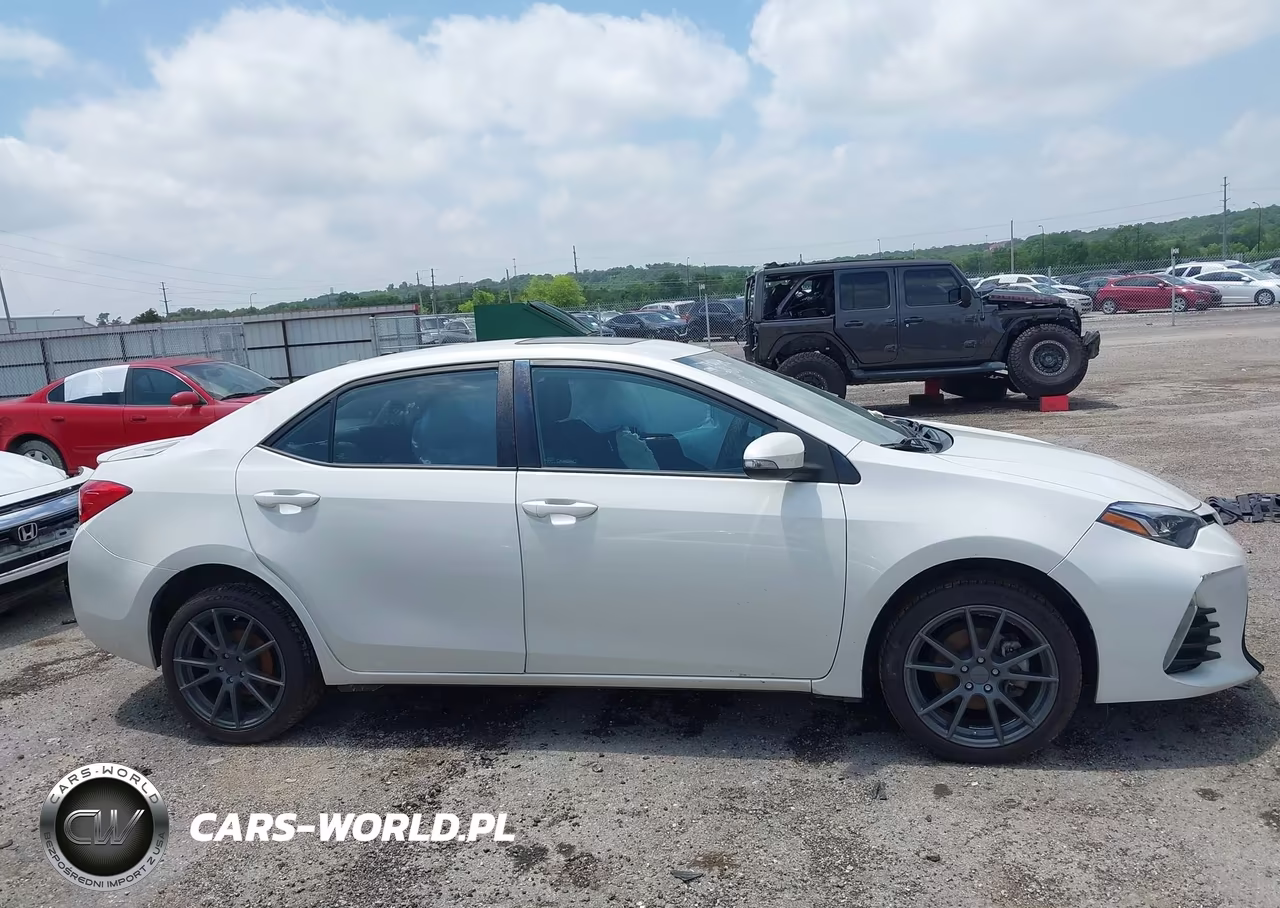 2019 Toyota Corolla Xse VIN:5YFBURHE4KP908834 - 13