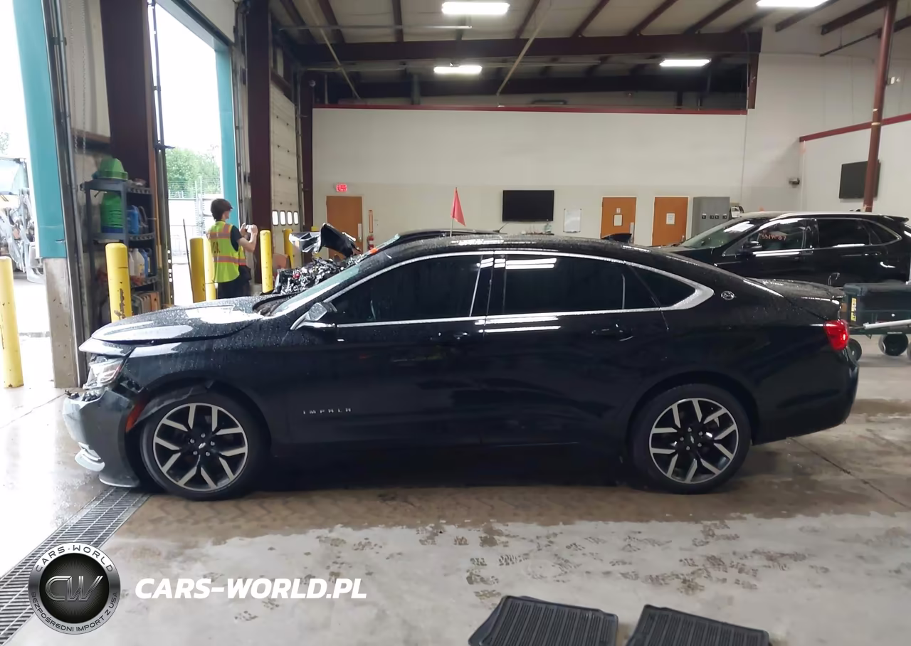 2018 Chevrolet Impala 1Lt VIN:2G1105S33J9104345 - 13