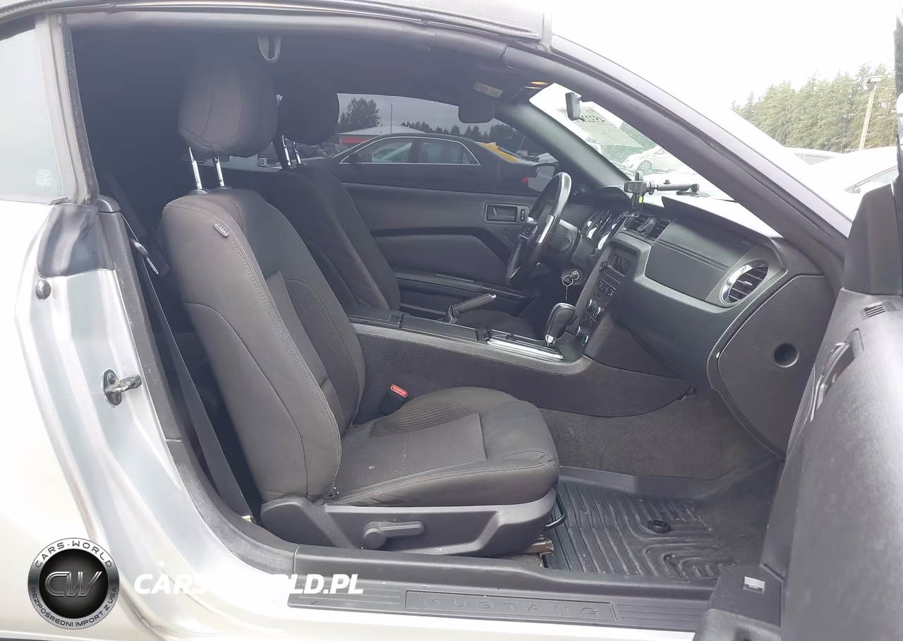2013 Ford Mustang V6 VIN:1ZVBP8EM4D5214185 - 5