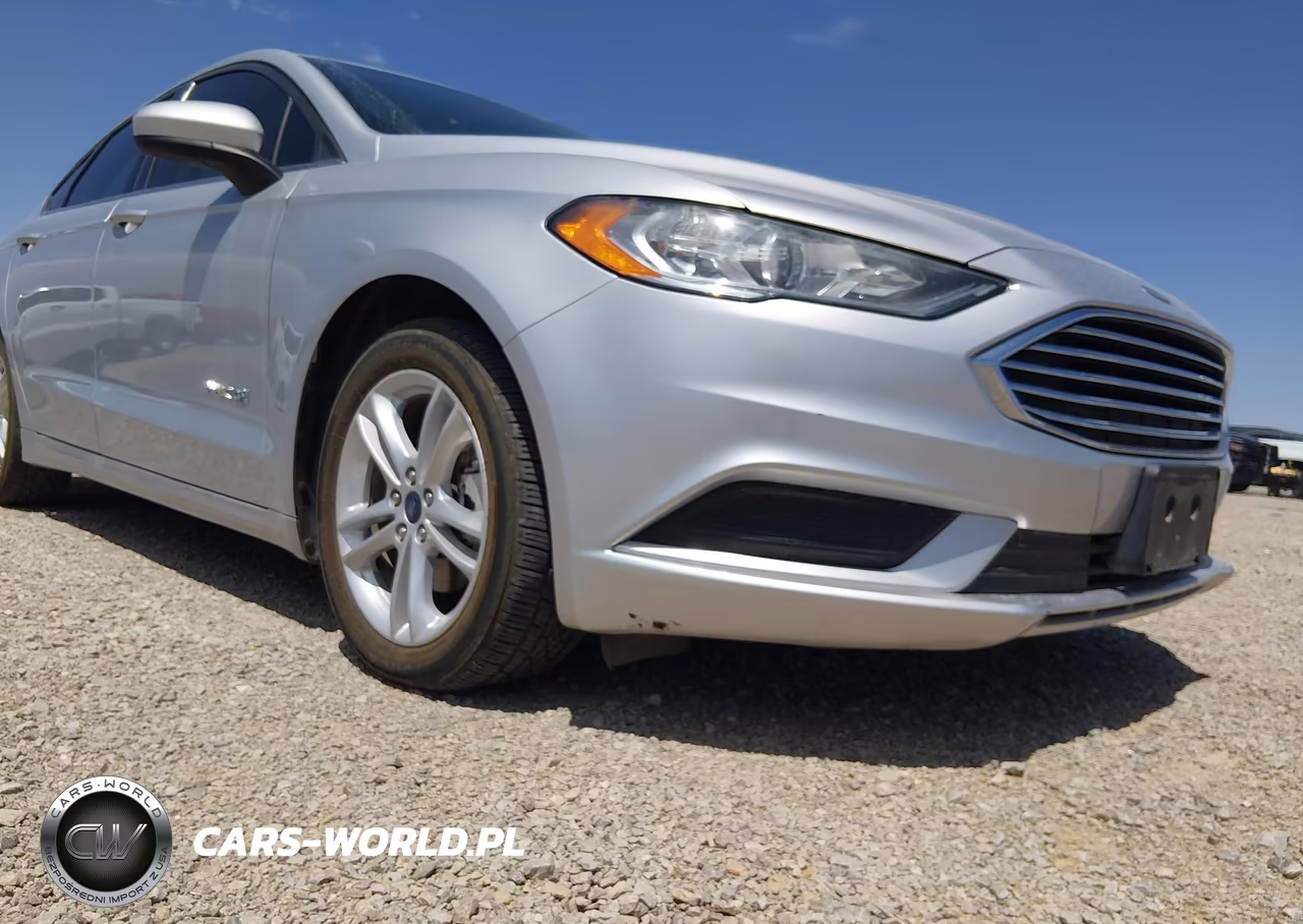 2018 Ford Fusion Hybrid S VIN:3FA6P0UU3JR100183 - 6
