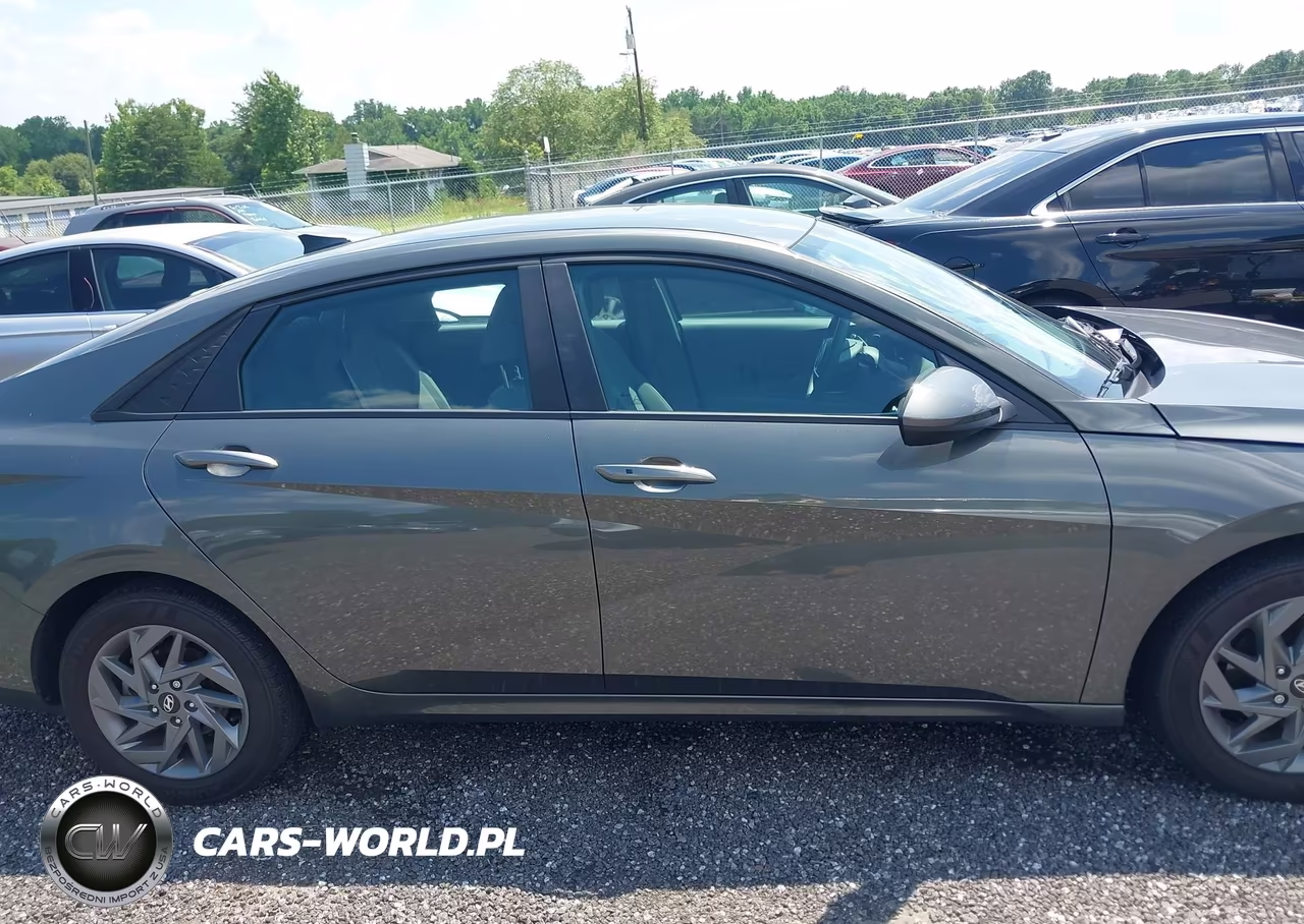 2024 Hyundai Elantra Hybrid Blue VIN:KMHLM4DJ4RU115164 - 13