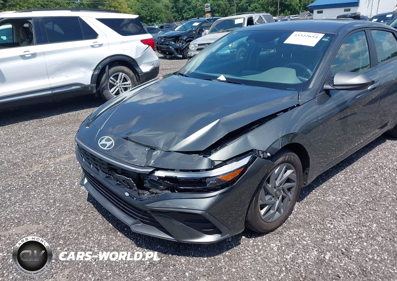 2024 Hyundai Elantra Hybrid Blue VIN:KMHLM4DJ4RU115164 - 6