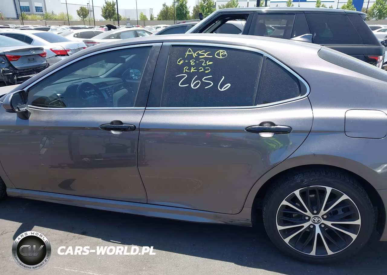 2020 Toyota Camry Se VIN:4T1G11AK5LU962661 - 14