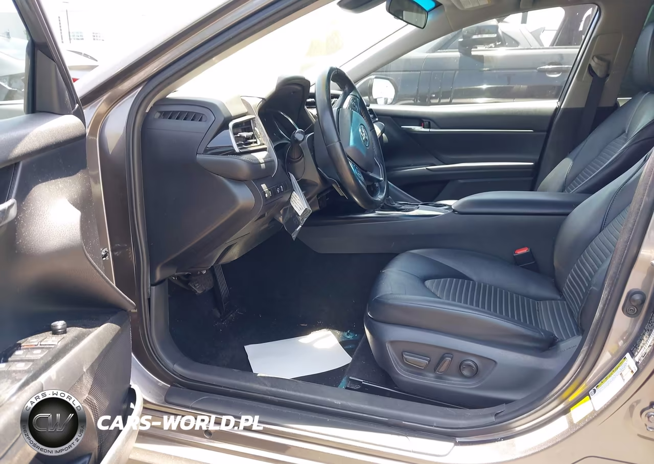 2020 Toyota Camry Se VIN:4T1G11AK5LU962661 - 5