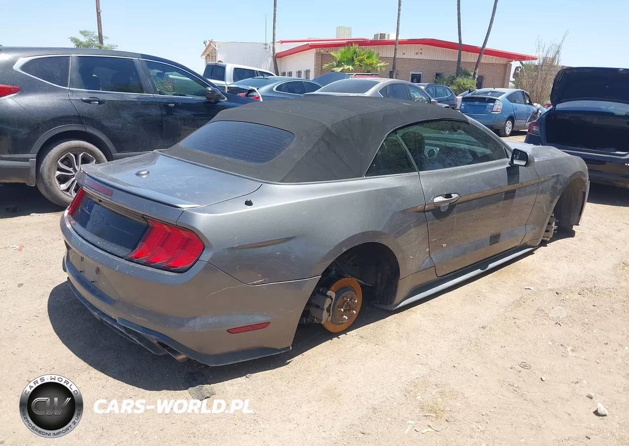 2021 Ford Mustang Ecoboost Premium VIN:1FATP8UH1M5120699 - 4