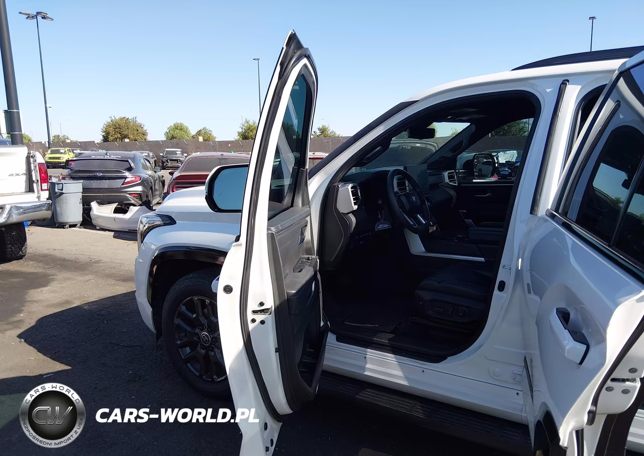 2024 Toyota Sequoia Platinum VIN:7SVAAABA0RX022877 - 5