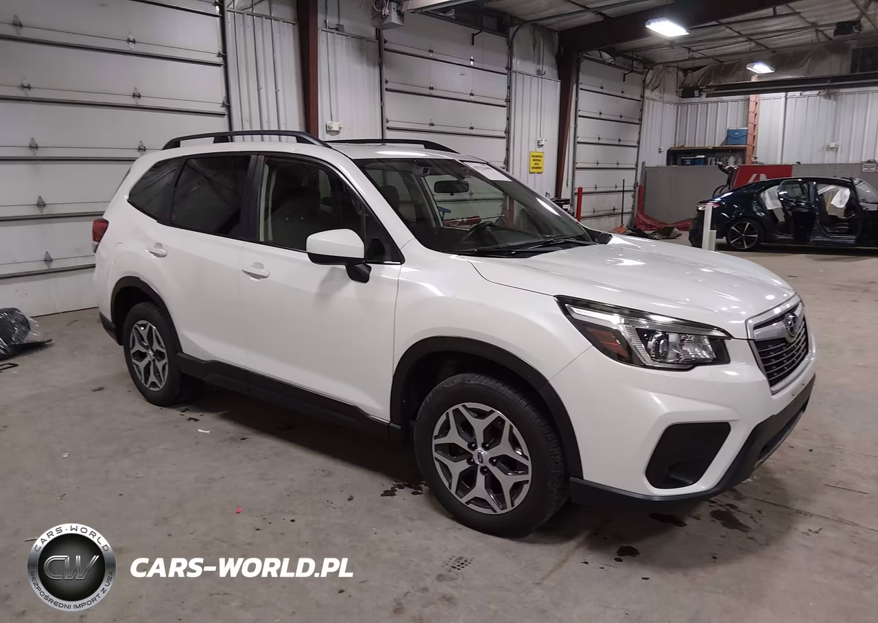 2019 Subaru Forester Premium – zdjęcie 1 z 17