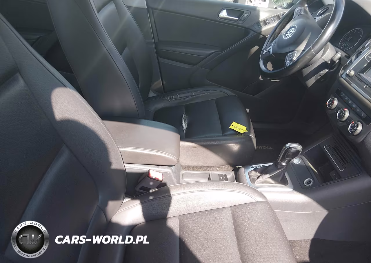 2016 Volkswagen Tiguan S VIN:WVGAV7AX9GW519481 - 5
