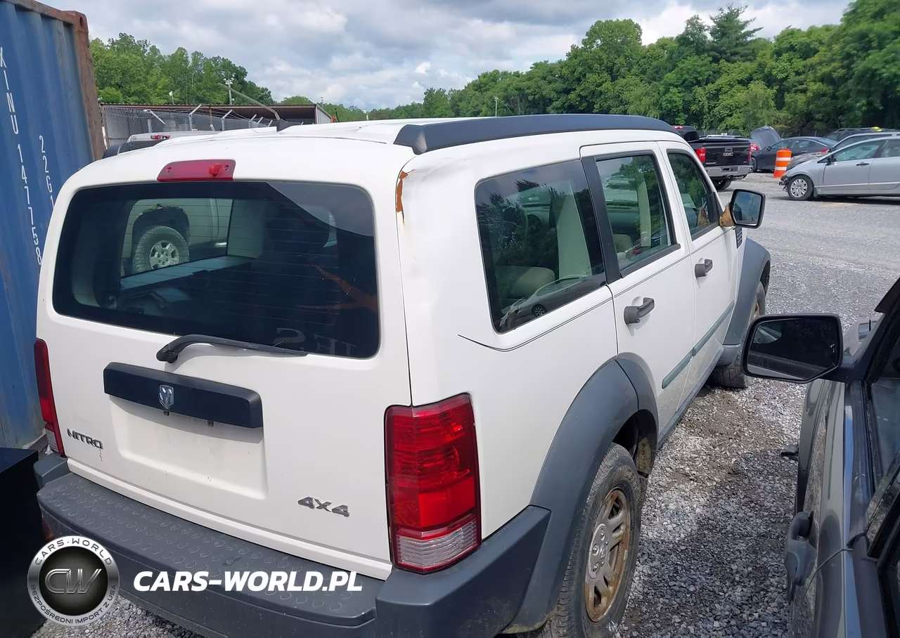 2008 Dodge Nitro Sxt VIN:1D8GU28K58W235797 - 4