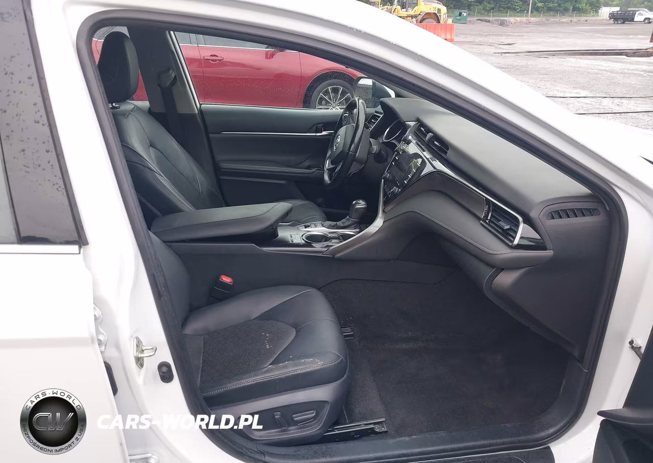 2019 Toyota Camry Xse VIN:4T1B61HK2KU826925 - 5