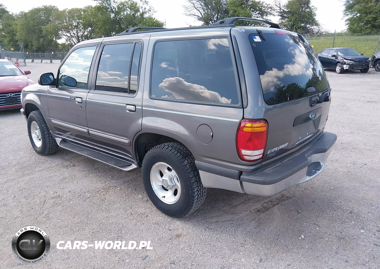 1998 Ford Explorer VIN:1FMZU34EXWZA07119 - 3
