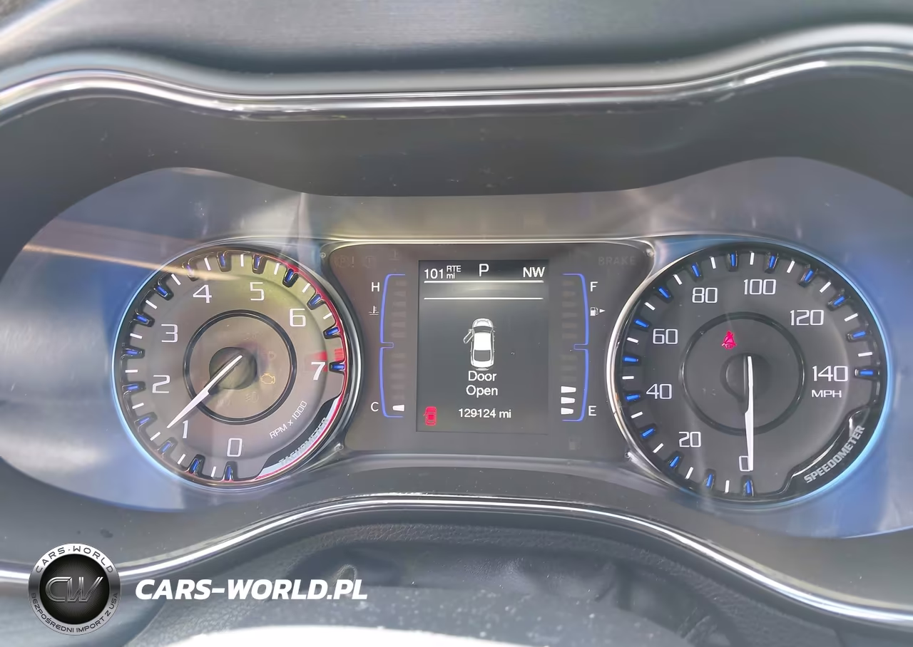 2016 Chrysler 200 S VIN:1C3CCCBG8GN157468 - 7