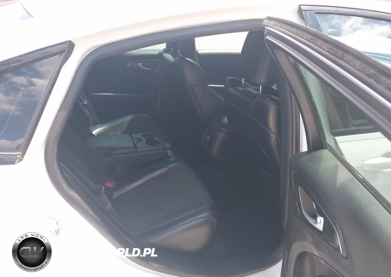 2016 Chrysler 200 S VIN:1C3CCCBG8GN157468 - 8