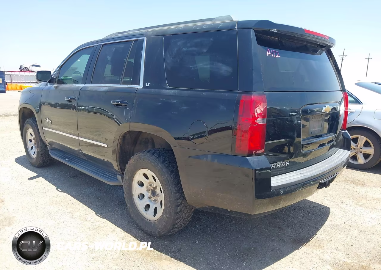 2017 Chevrolet Tahoe Lt VIN:1GNSCBKC7HR152147 - 3