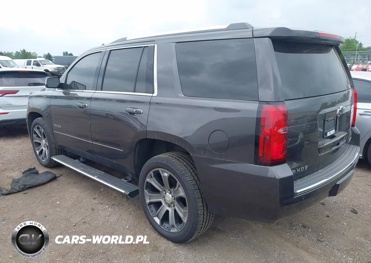 2017 Chevrolet Tahoe Premier VIN:1GNSKCKC8HR270989 - 3