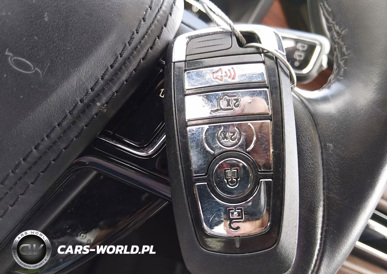 2023 Lincoln Aviator Reserve VIN:5LM5J7WC0PGL00712 - 11