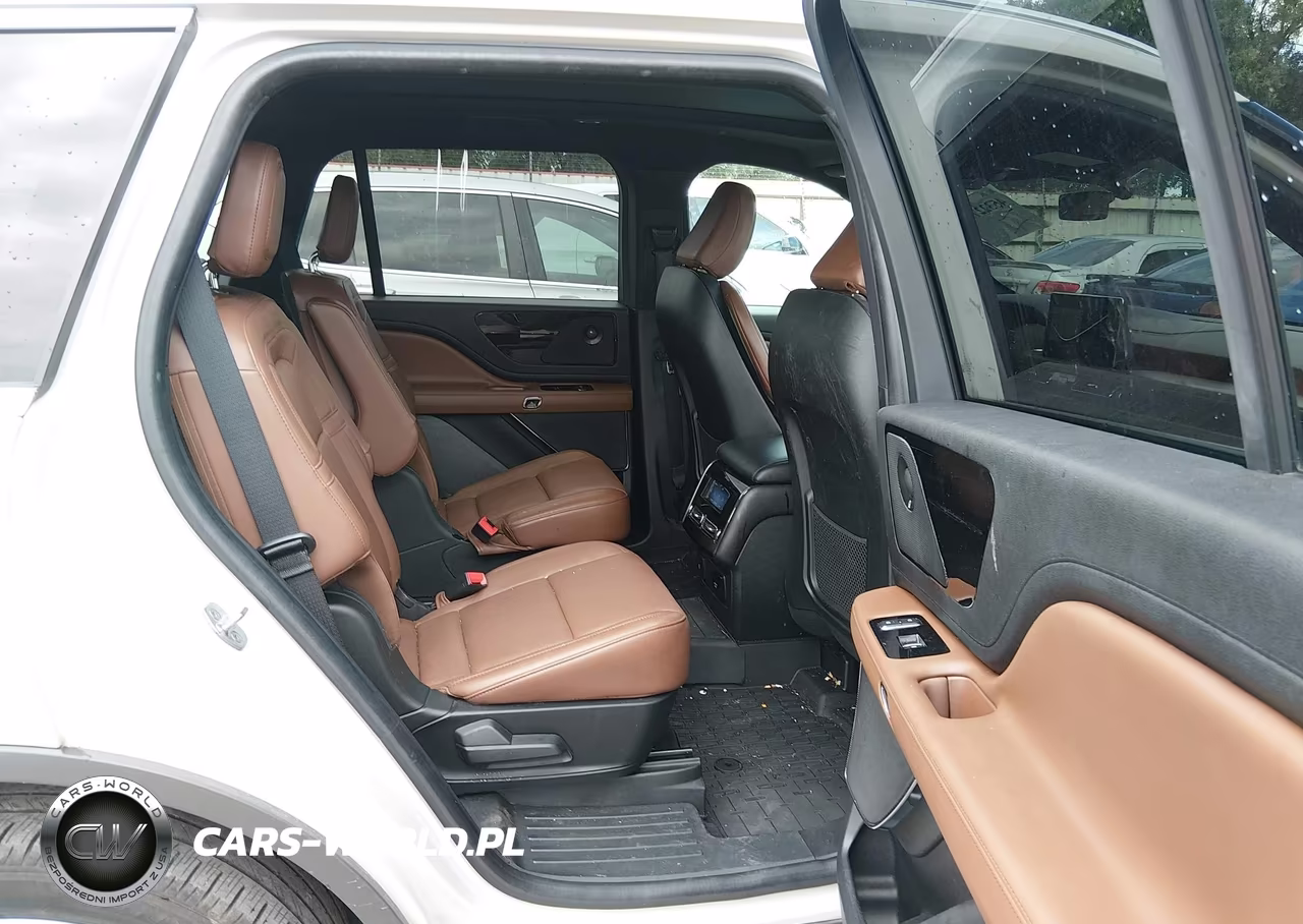 2023 Lincoln Aviator Reserve VIN:5LM5J7WC0PGL00712 - 8
