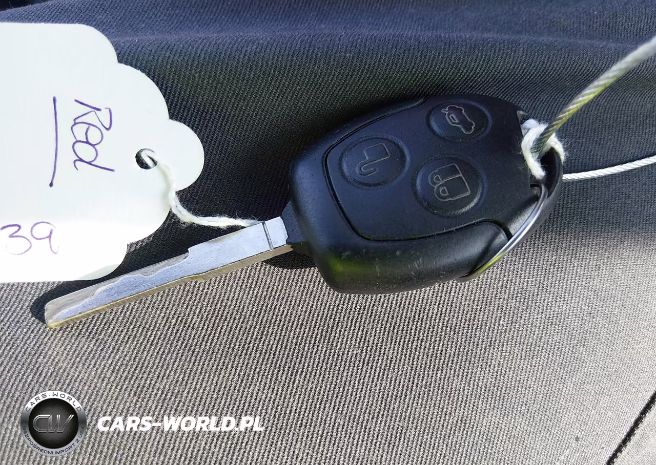 2011 Ford Fiesta Se VIN:3FADP4BJXDM185239 - 11