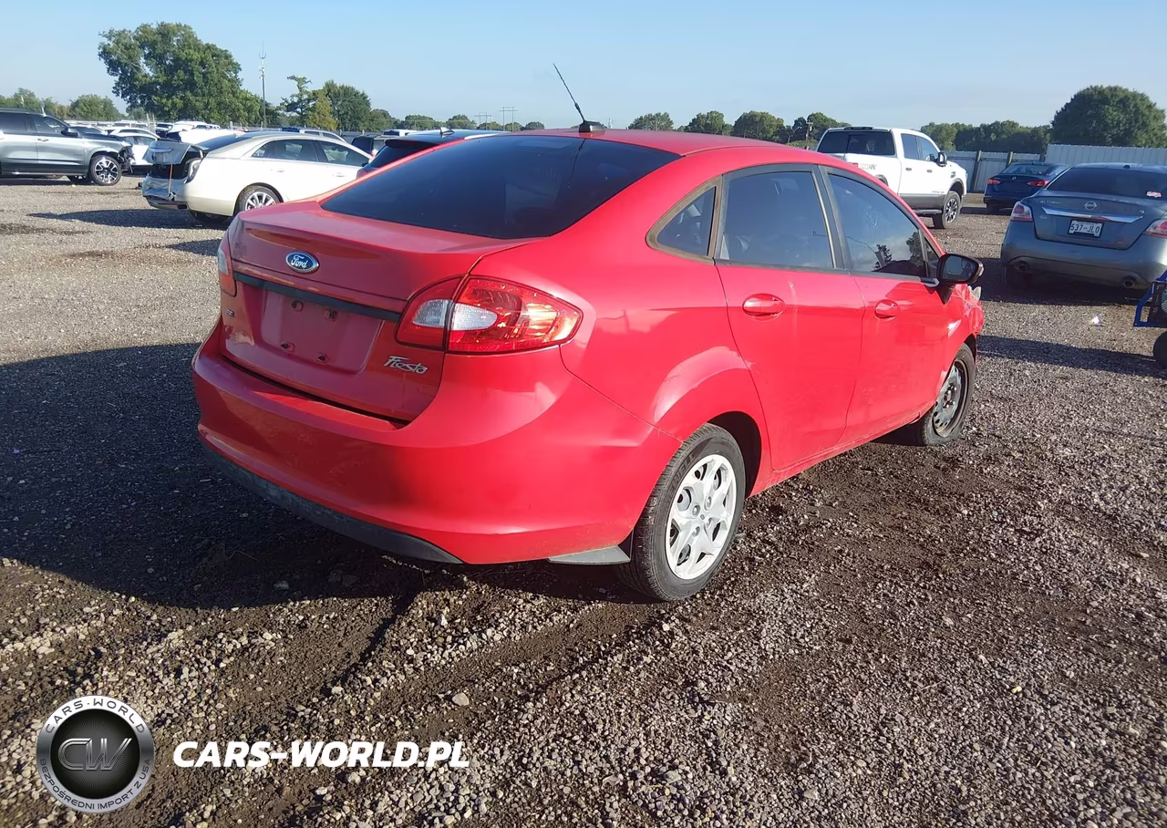 2011 Ford Fiesta Se VIN:3FADP4BJXDM185239 - 4