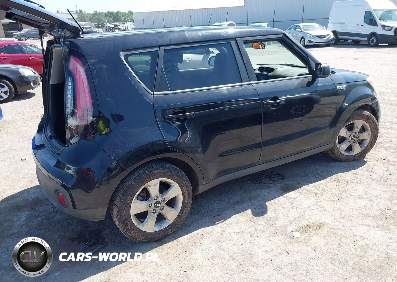 2017 Kia Soul ! VIN:KNDJN2A23H7489644 - 4