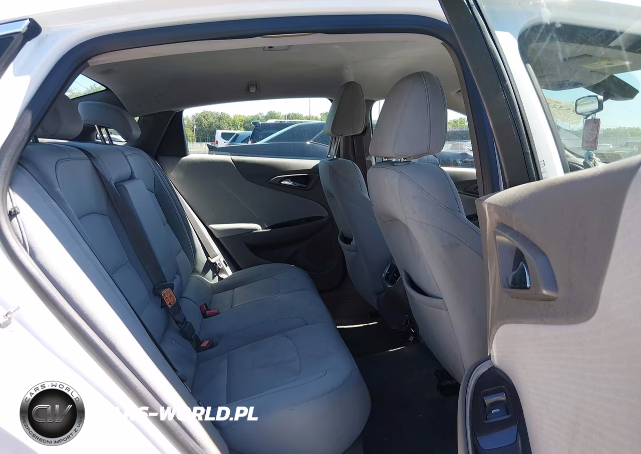 2018 Chevrolet Malibu Lt VIN:1G1ZD5ST5JF148975 - 8
