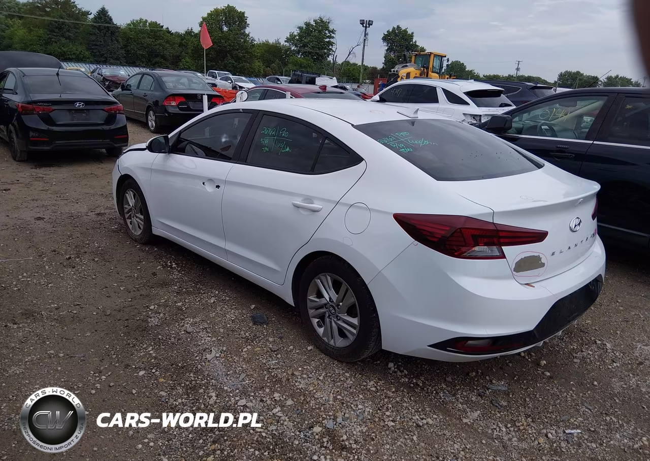 2019 Hyundai Elantra Sel VIN:5NPD84LF4KH481877 - 3