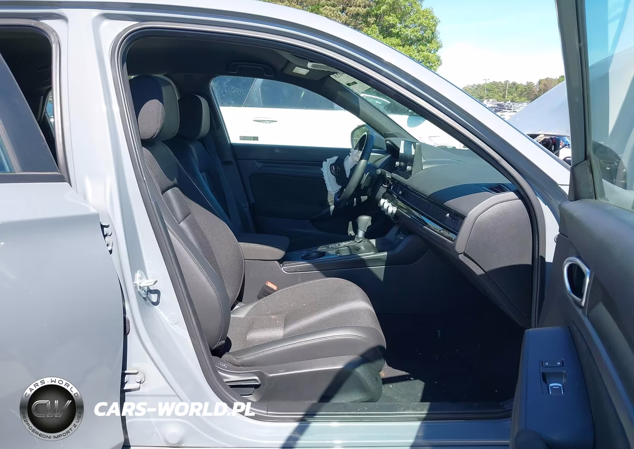 2025 Honda Civic Sedan Sport VIN:19XFL2H80SE030598 - 5