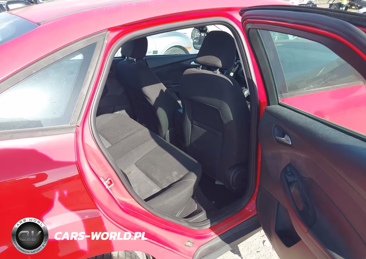 2017 Ford Focus Se VIN:1FADP3F25HL346536 - 8