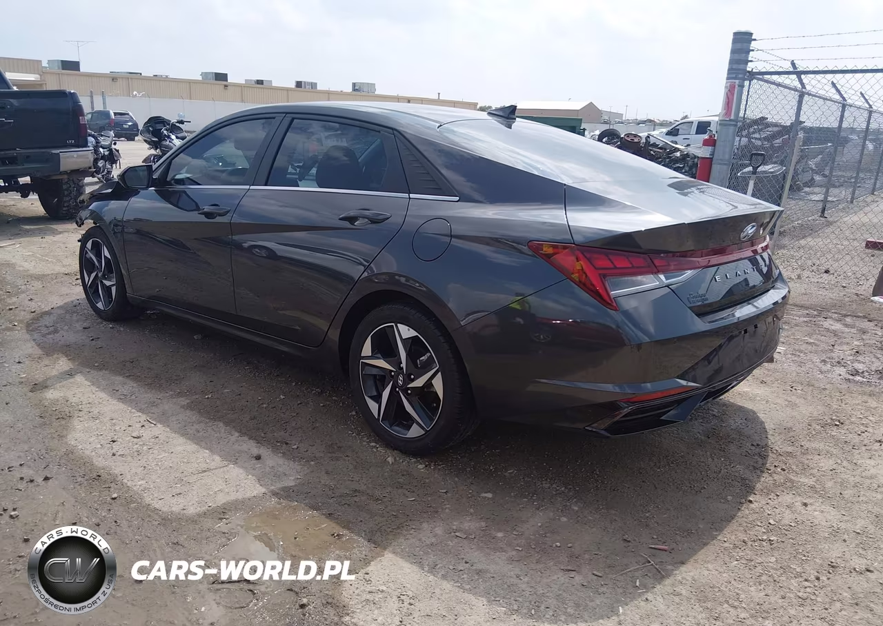 2022 Hyundai Elantra Limited VIN:5NPLP4AG0NH058079 - 3