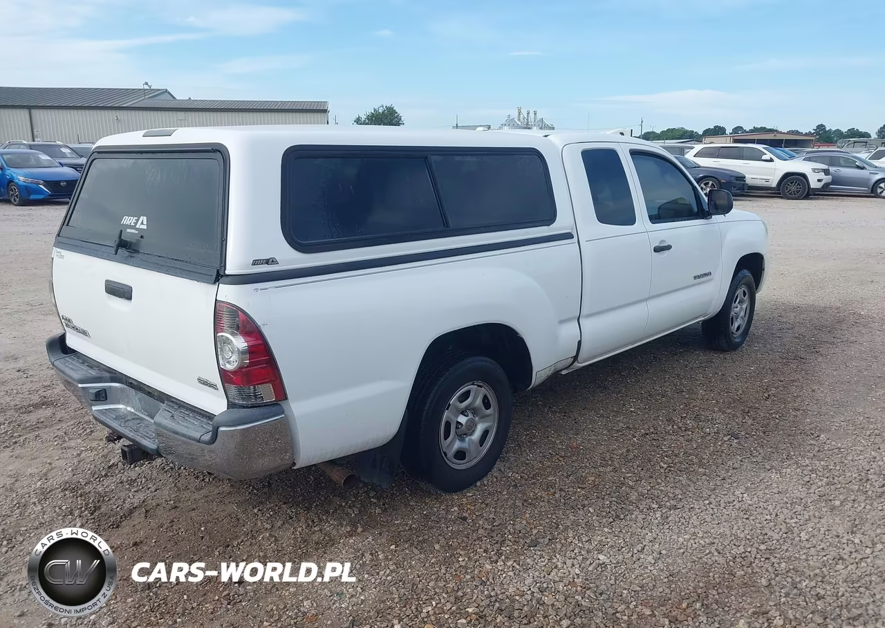 2010 Toyota Tacoma VIN:5TETX4CN5AZ694984 - 4