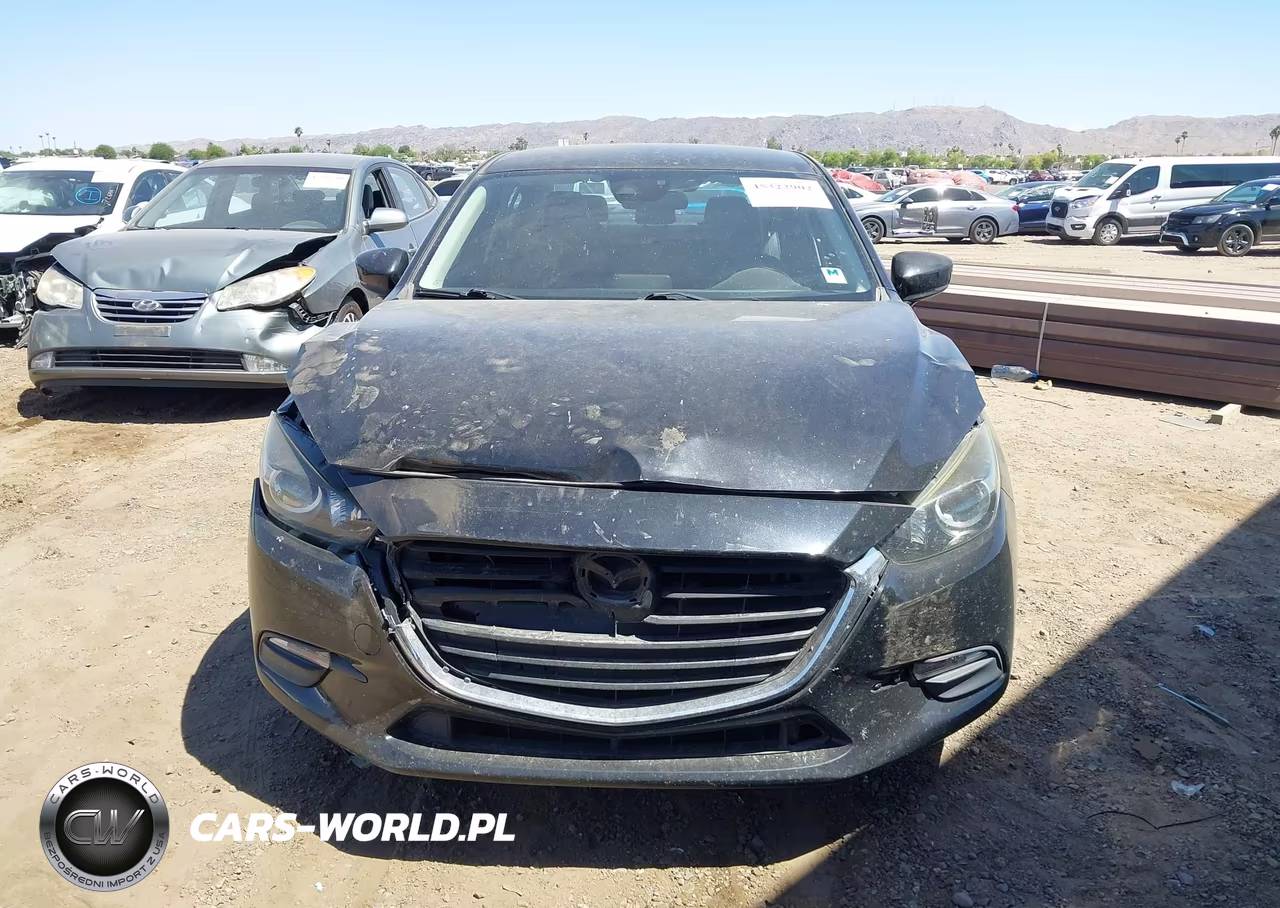 2018 Mazda Mazda3 Touring VIN:3MZBN1V3XJM201421 - 12
