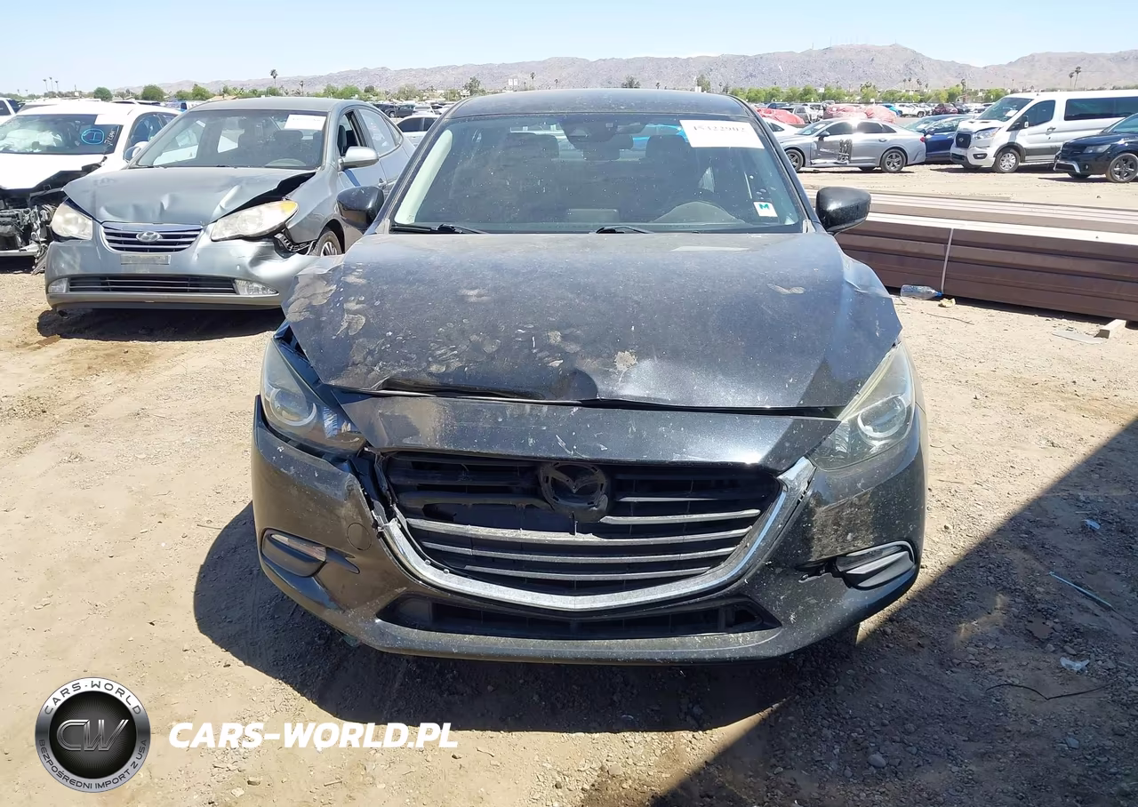 2018 Mazda Mazda3 Touring VIN:3MZBN1V3XJM201421 - 6