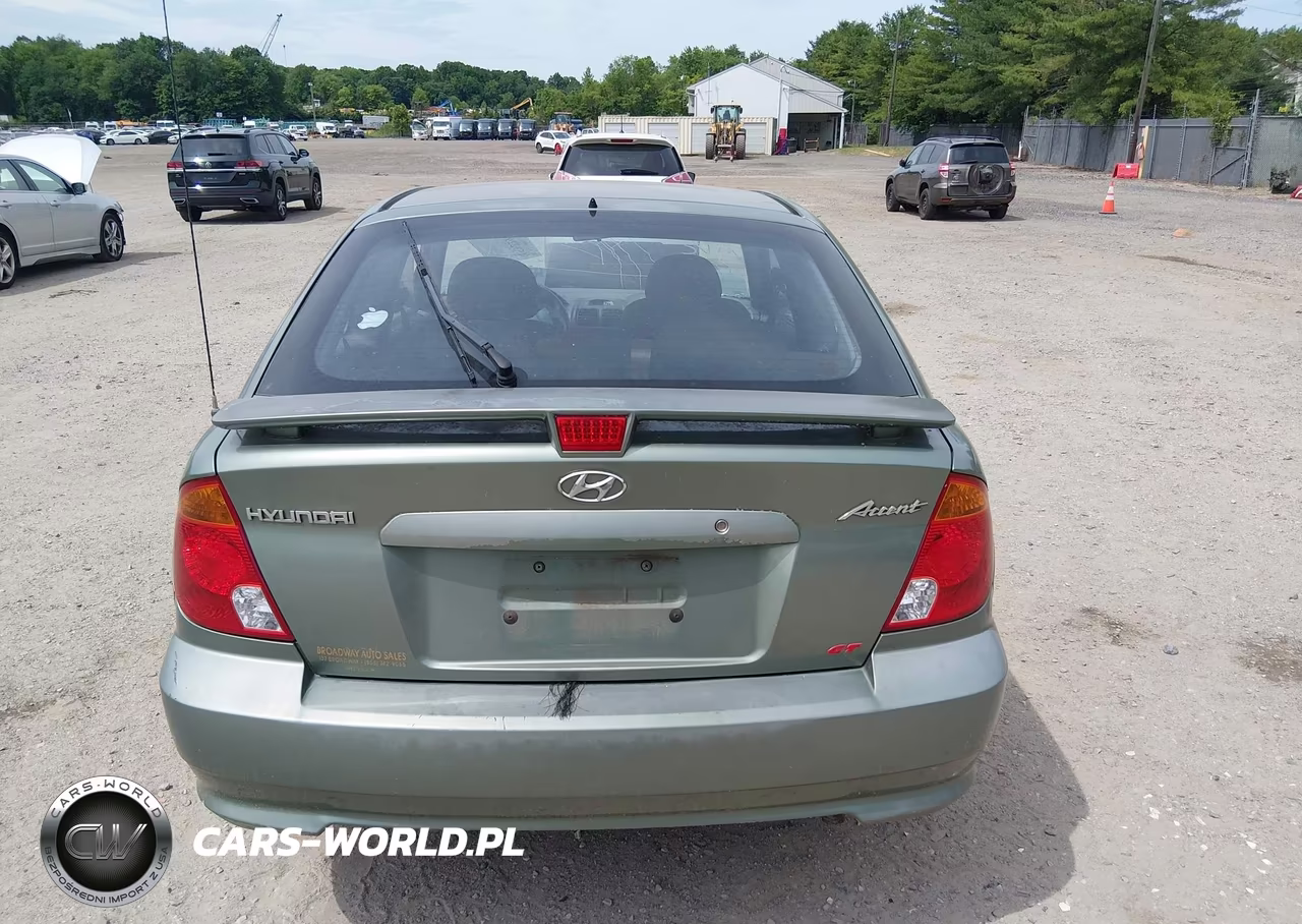 2004 Hyundai Accent Gl-Gt VIN:KMHCG35CX4U289721 - 16