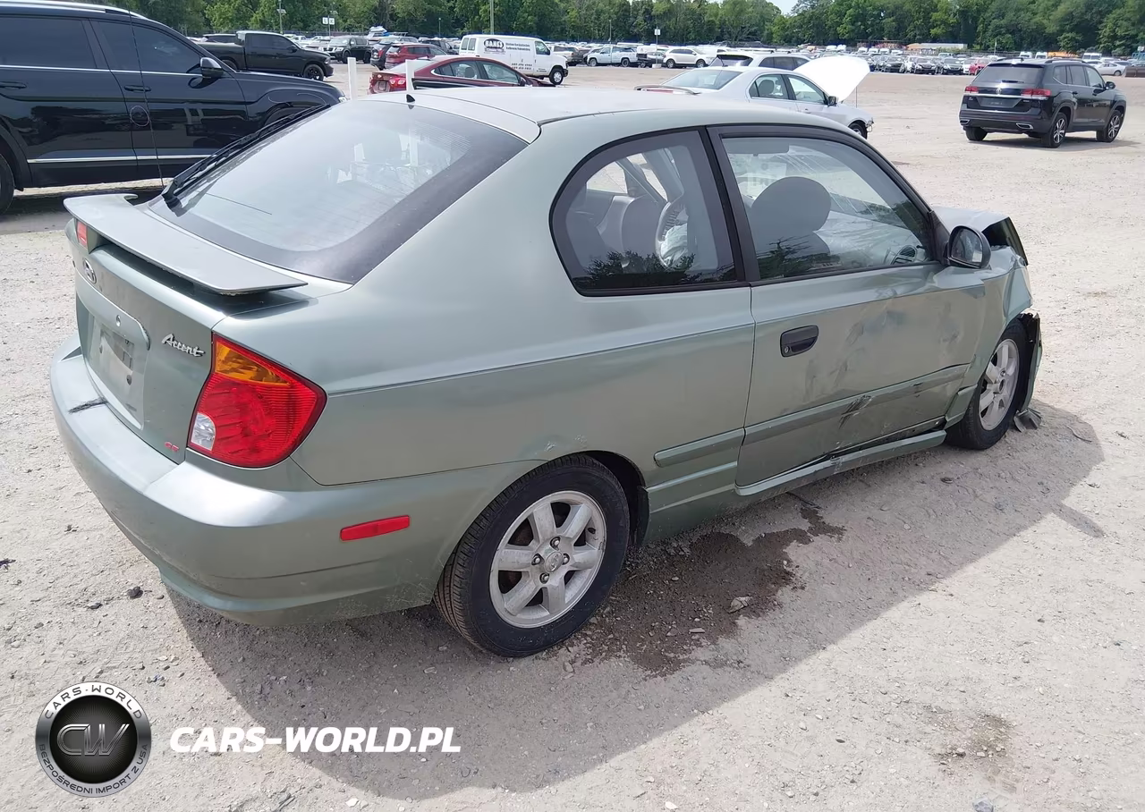 2004 Hyundai Accent Gl-Gt VIN:KMHCG35CX4U289721 - 4
