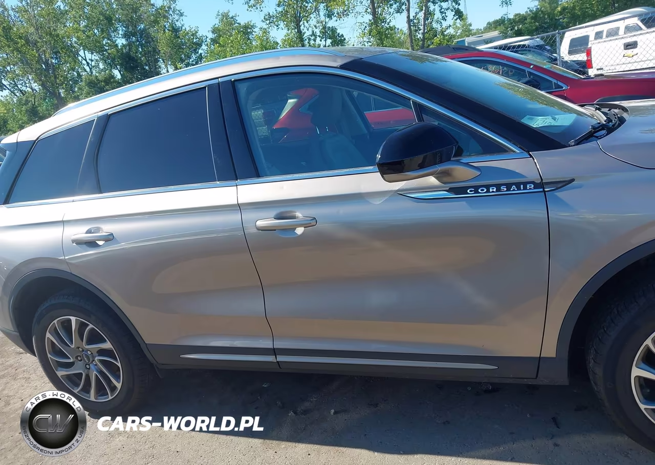 2021 Lincoln Corsair Standard VIN:5LMCJ1D96MUL10685 - 13