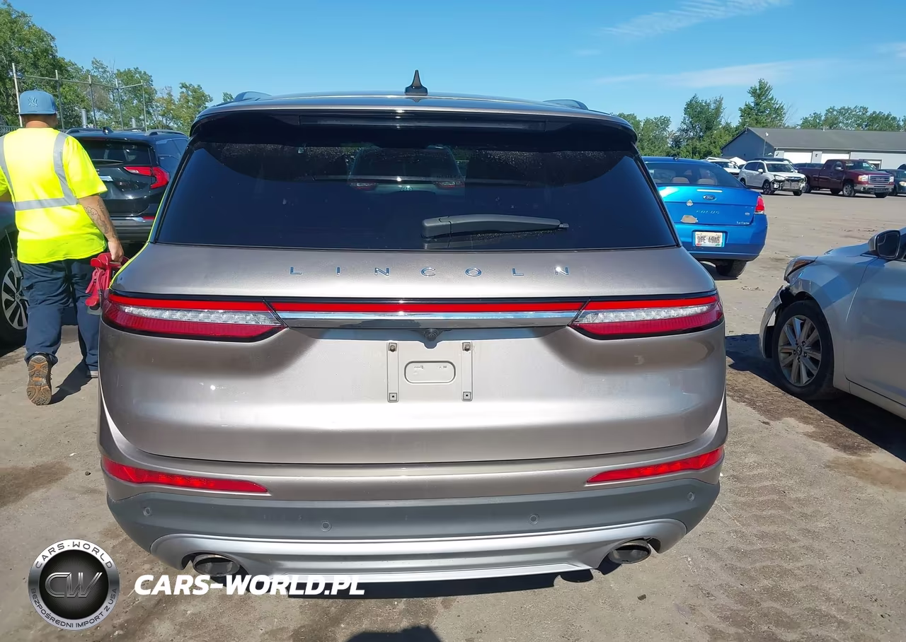 2021 Lincoln Corsair Standard VIN:5LMCJ1D96MUL10685 - 16