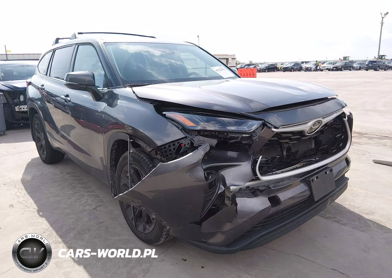 2024 Toyota Highlander Le – zdjęcie 1 z 18