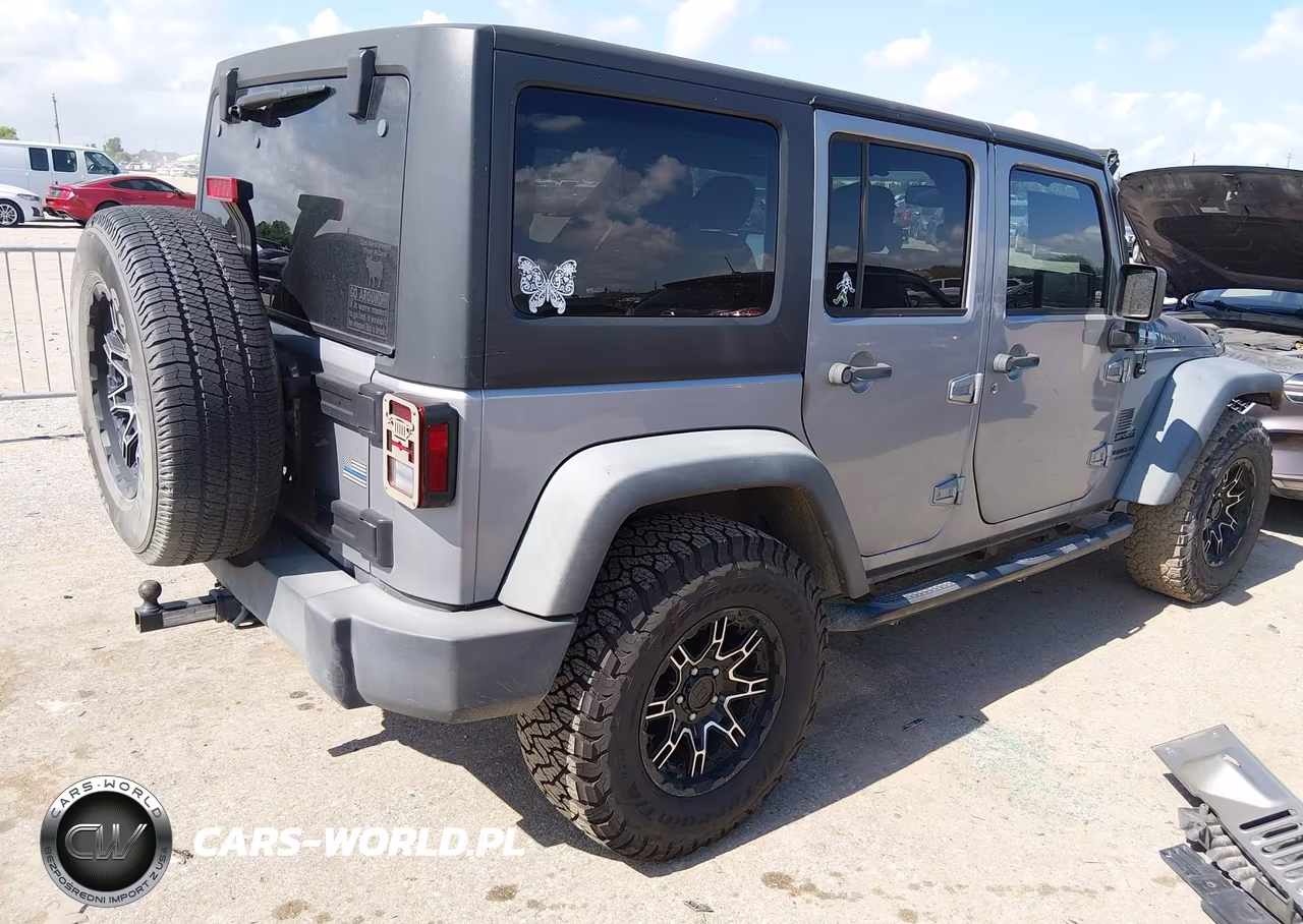 2016 Jeep Wrangler Unlimited Sport VIN:1C4BJWDG3GL178865 - 4