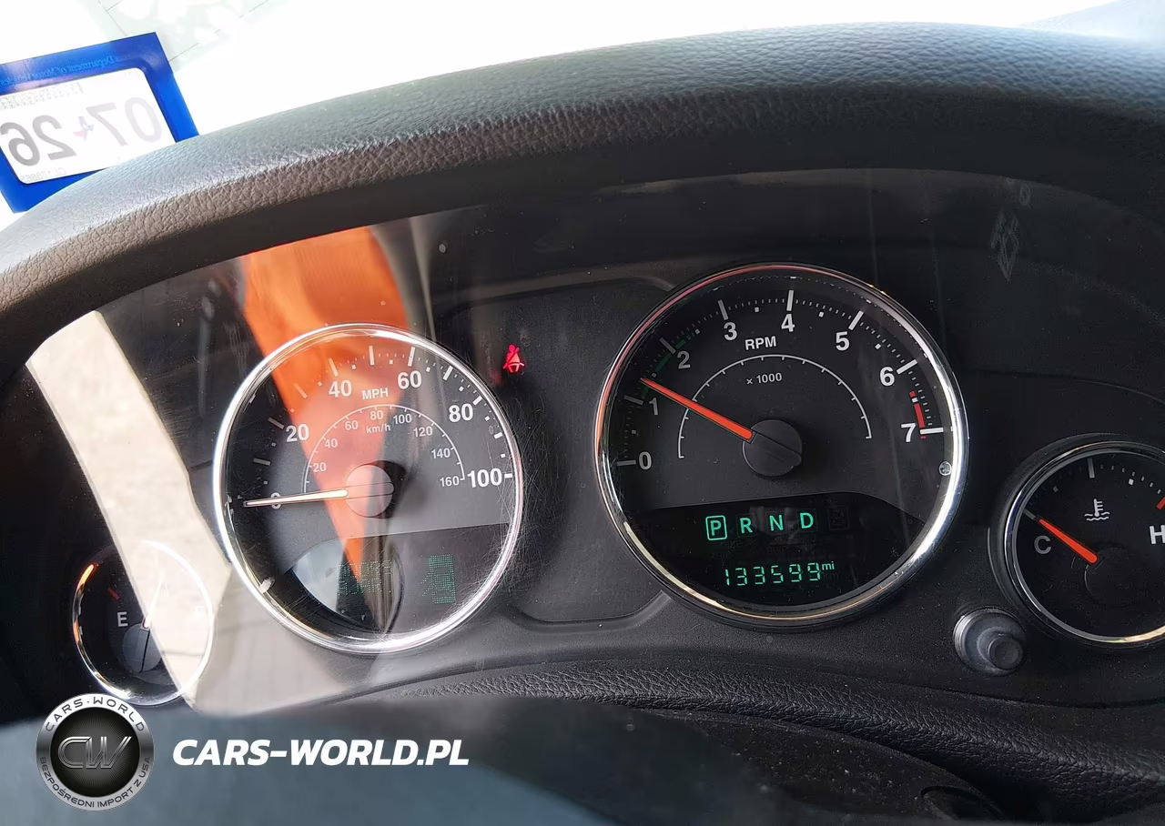 2016 Jeep Wrangler Unlimited Sport VIN:1C4BJWDG3GL178865 - 7