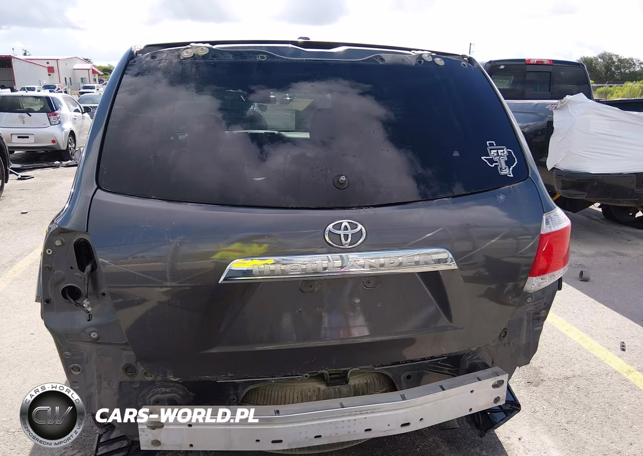 2012 Toyota Highlander Base V6 VIN:5TDZK3EH9CS067943 - 18