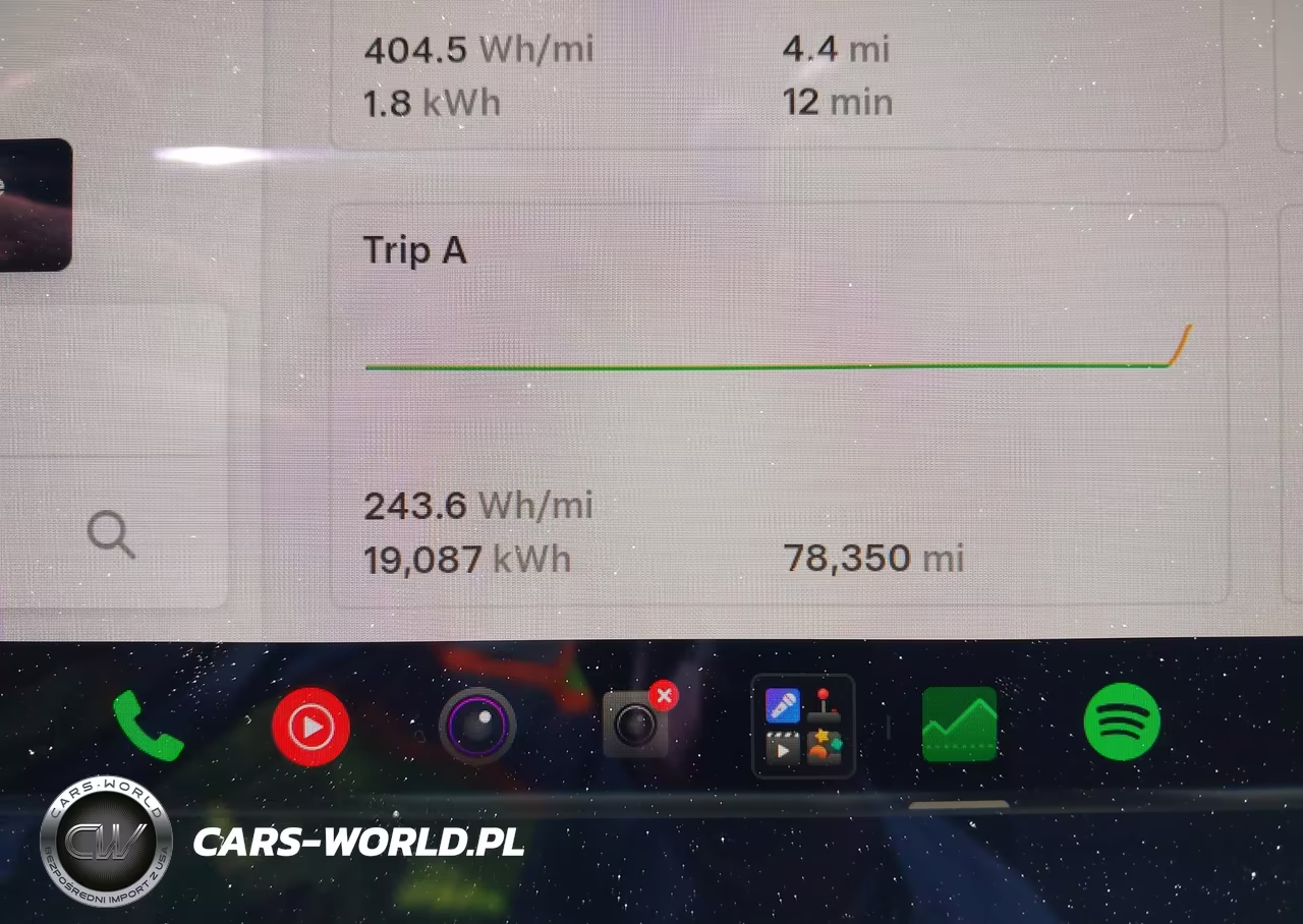 2018 Tesla Model 3 Long Range-Mid Range VIN:5YJ3E1EAXJF045309 - 16
