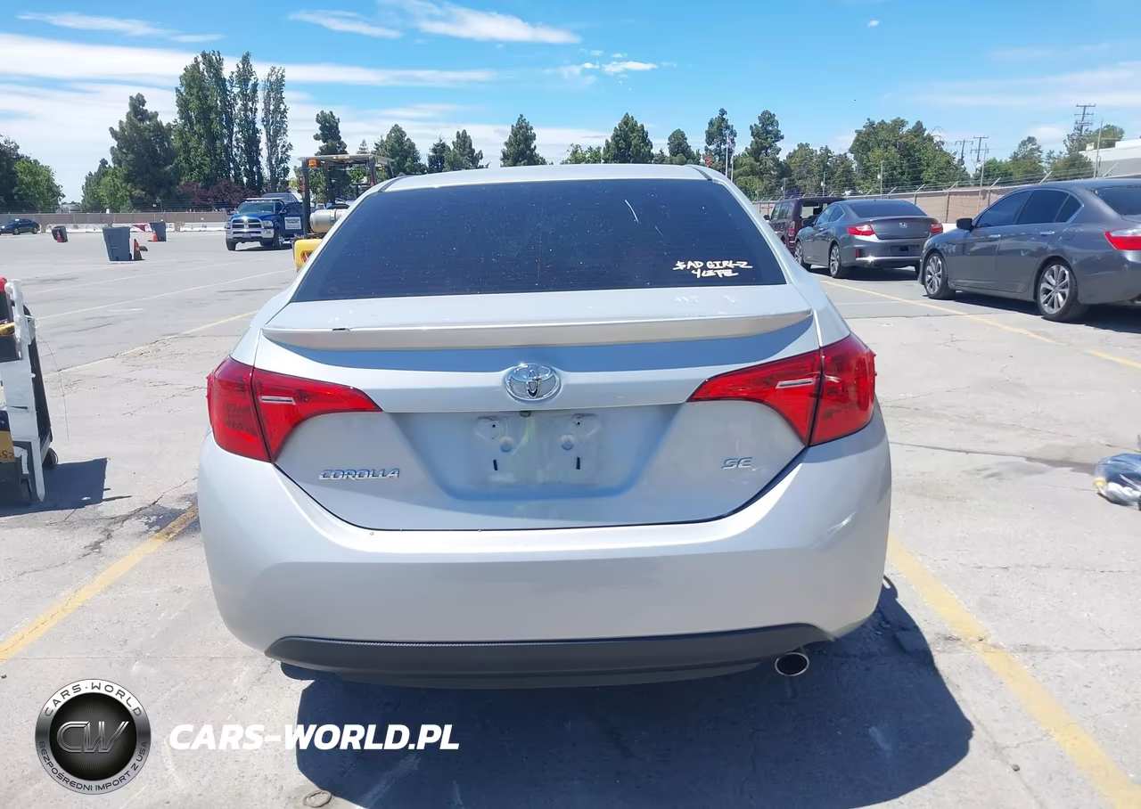 2019 Toyota Corolla Se VIN:2T1BURHE0KC227277 - 17