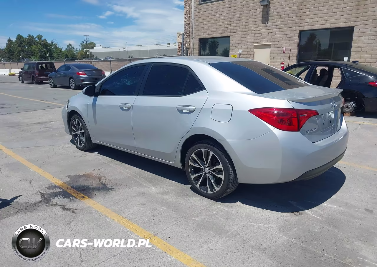 2019 Toyota Corolla Se VIN:2T1BURHE0KC227277 - 3