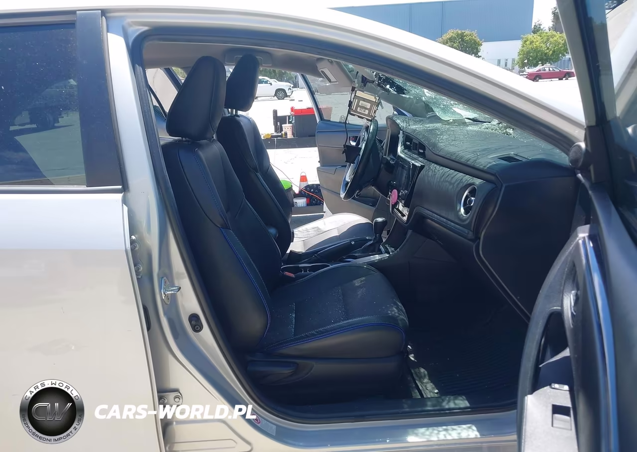 2019 Toyota Corolla Se VIN:2T1BURHE0KC227277 - 5