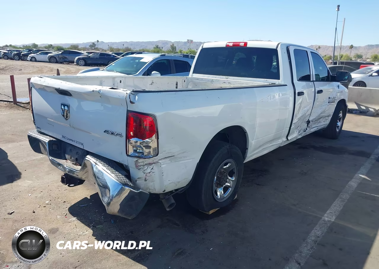 2013 Ram 2500 Tradesman VIN:3C6UR4HL9DG570102 - 4