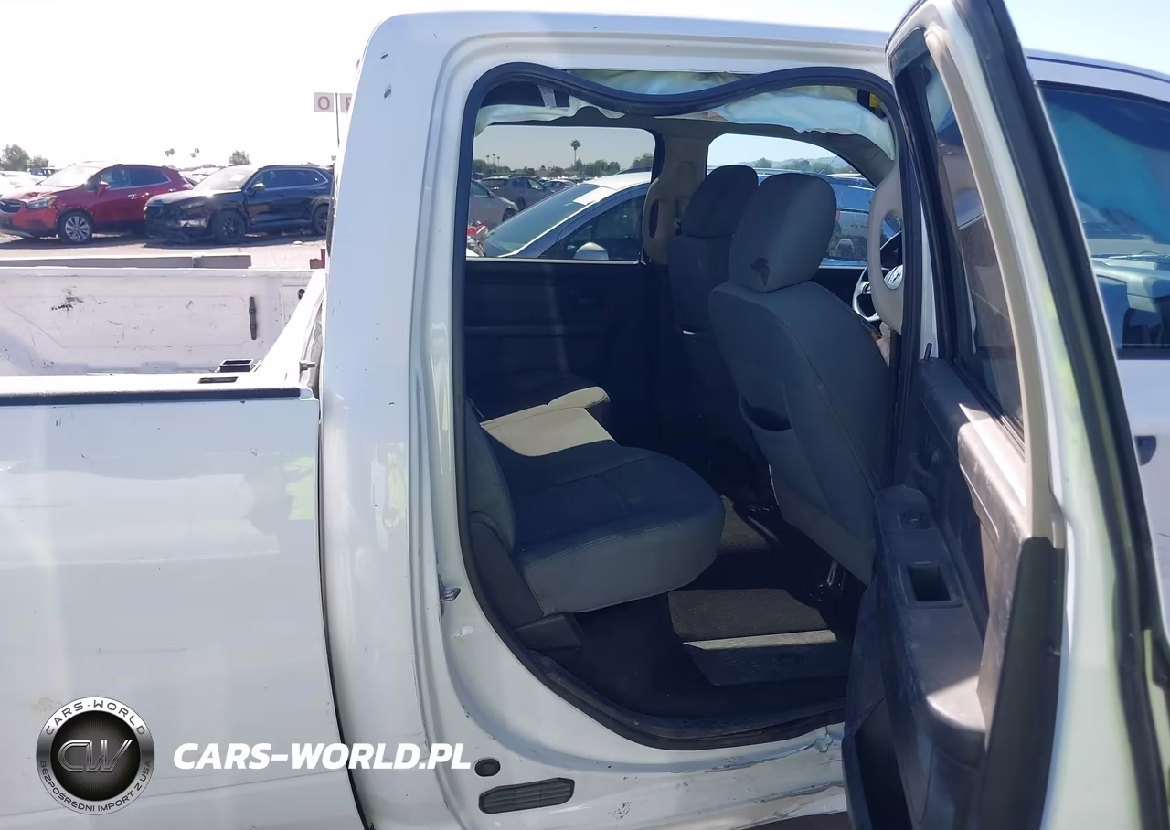 2013 Ram 2500 Tradesman VIN:3C6UR4HL9DG570102 - 8