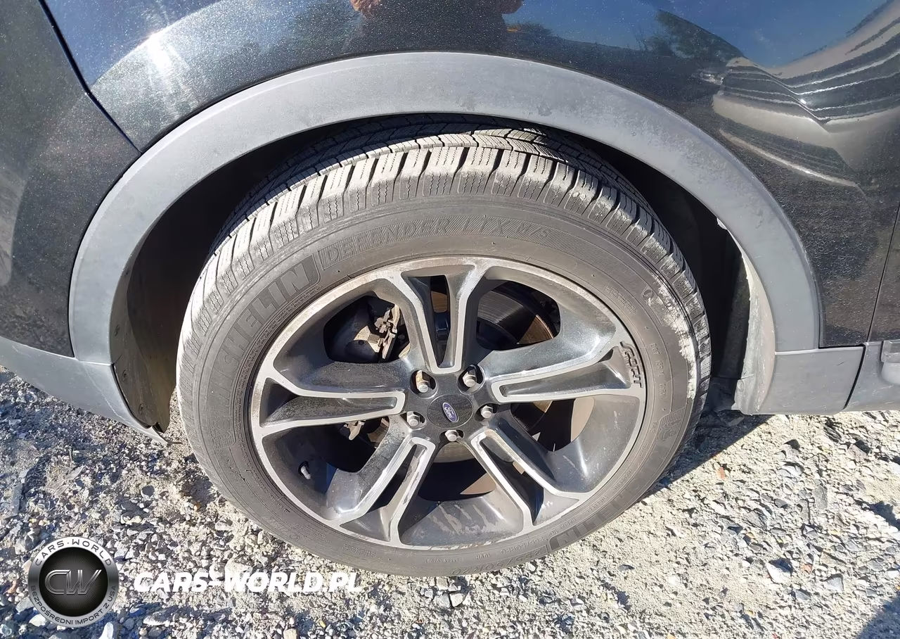 2013 Ford Explorer Sport VIN:1FM5K8GT1DGB67832 - 18